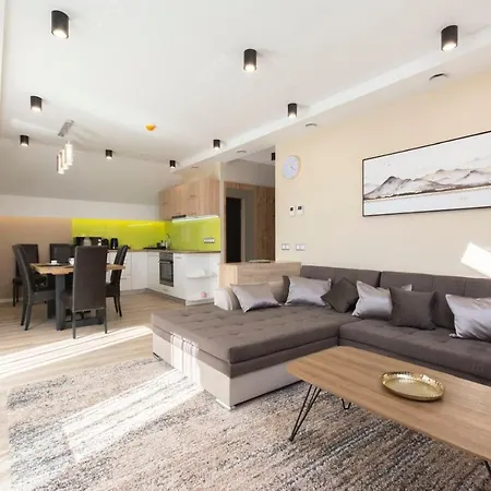 Pontjo Apartman Мішкольц Екстер'єр фото
